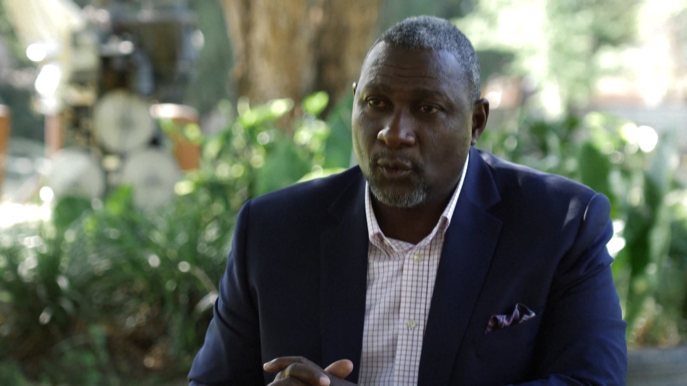 Mandiwanzira memuji upaya Tiongkok untuk menyatukan para pihak untuk melakukan pembicaraan dan berdiri di sisi perdamaian dalam krisis