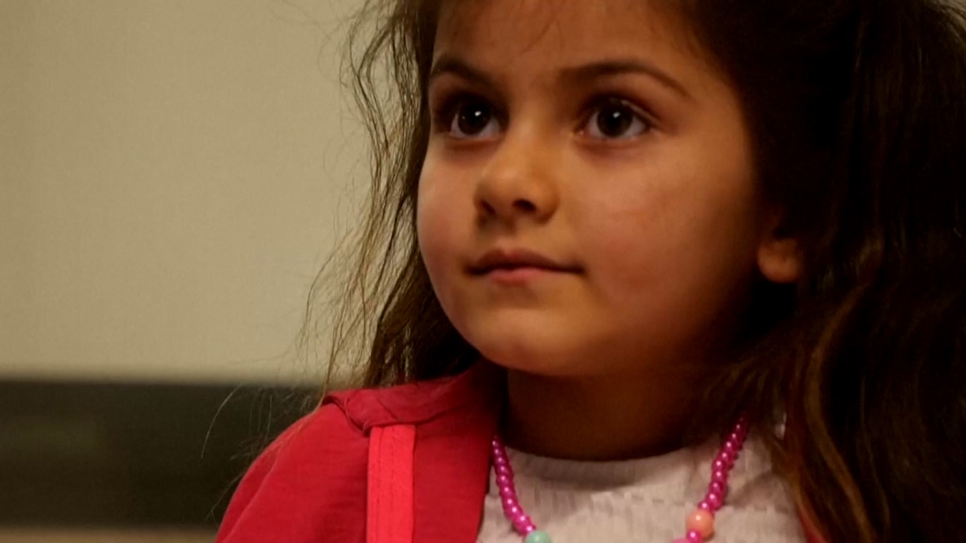 Pengungsi Muda Suriah Ini Berterima Kasih kepada Dokter Penjaga Perdamaian Tiongkok dengan Sebuah Gambar