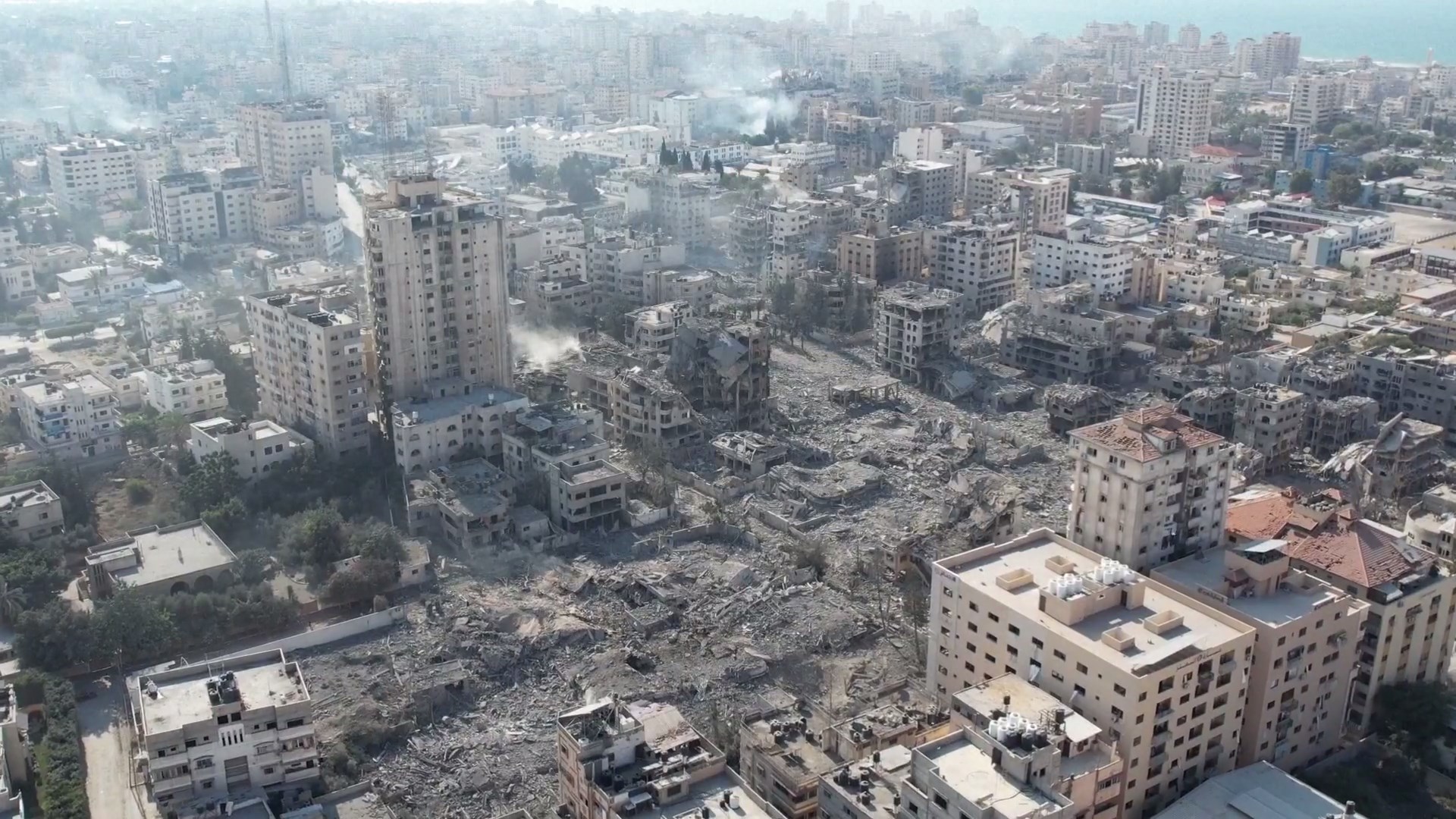 Bentrokan yang terus berlanjut antara Hamas dan pasukan Israel dalam putaran terakhir kekerasan Israel-Palestina telah menyebabkan lebih banyak korban jiwa di wilayah tersebut