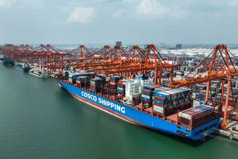 Kereta barang antar moda rel-laut yang berjalan di sepanjang Koridor Perdagangan Darat-Laut Internasional Baru mengangkut total 756