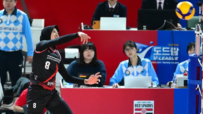 Pelatih klub voli putri Gwangju AI Peppers Savings Bank Joe Tringe menghadapi kekecewaan sangat mendalam lantaran deretan hasil buruk yang dialami anak asuhnya sebelum menghadapi Megawati Hangestri dan Red Sparks pada lanjutan V League