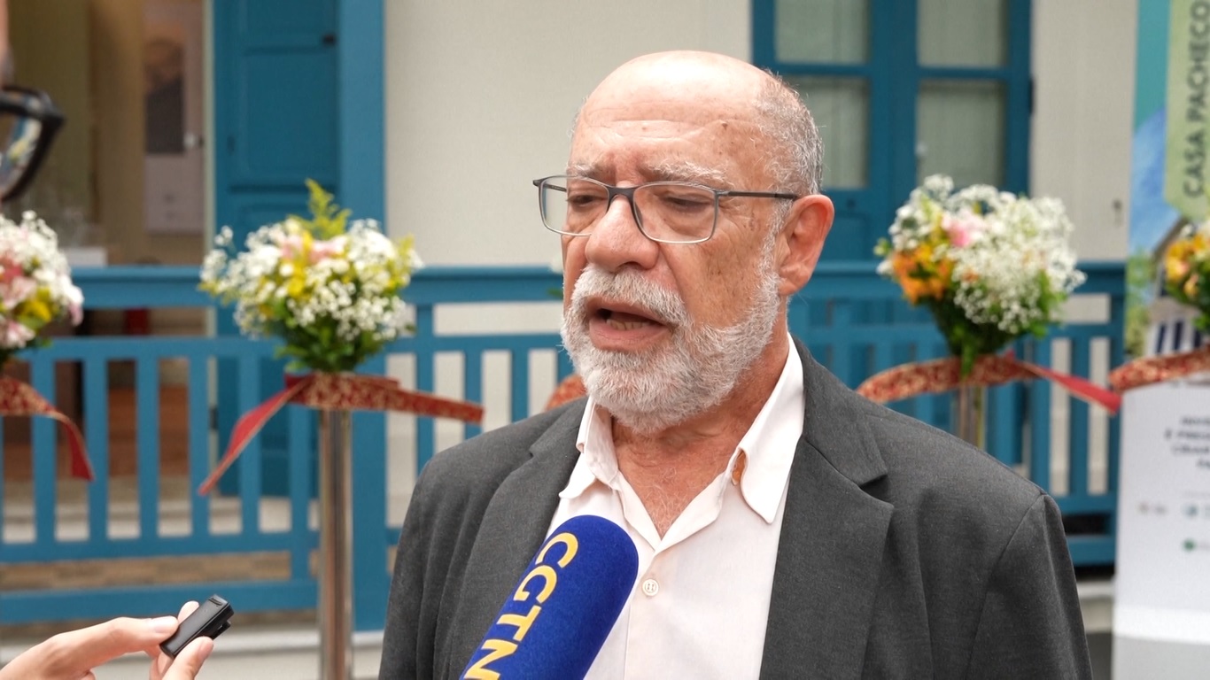 Kebun Persahabatan Tiongkok-Brasil resmi dibuka di Kebun Raya Rio de Janeiro pada hari Sabtu (16/11) untuk menandai peringatan 50 tahun terjalinnya hubungan diplomatik antara kedua negara