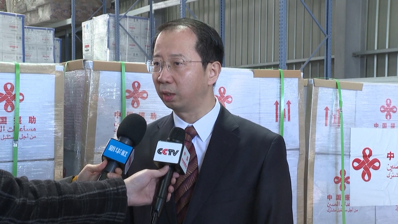 Pengiriman awal sebanyak 12