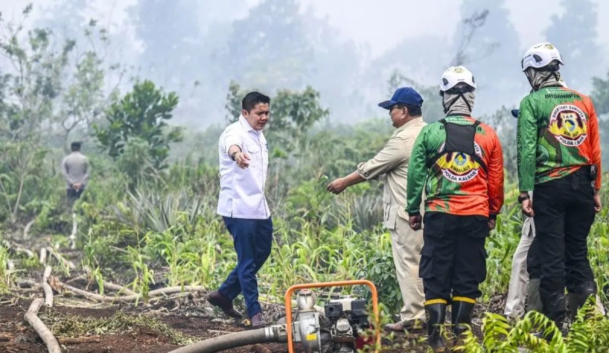 Prabowo tinjau kondisi karhutla di Kalimantan Barat