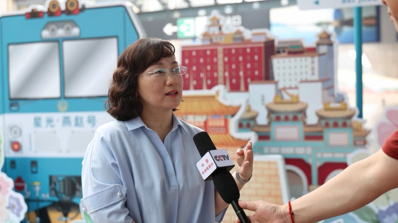 Kereta Wisata Pertama Resmi Diluncurkan untuk Wilayah Beijing-Tianjin-Hebei