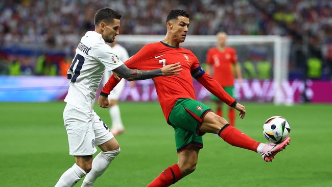 Kapten Prancis Kylian Mbappe menegaskan timnya tidak hanya fokus pada Cristiano Ronaldo jelang duel melawan Portugal pada babak perempat final Euro 2024