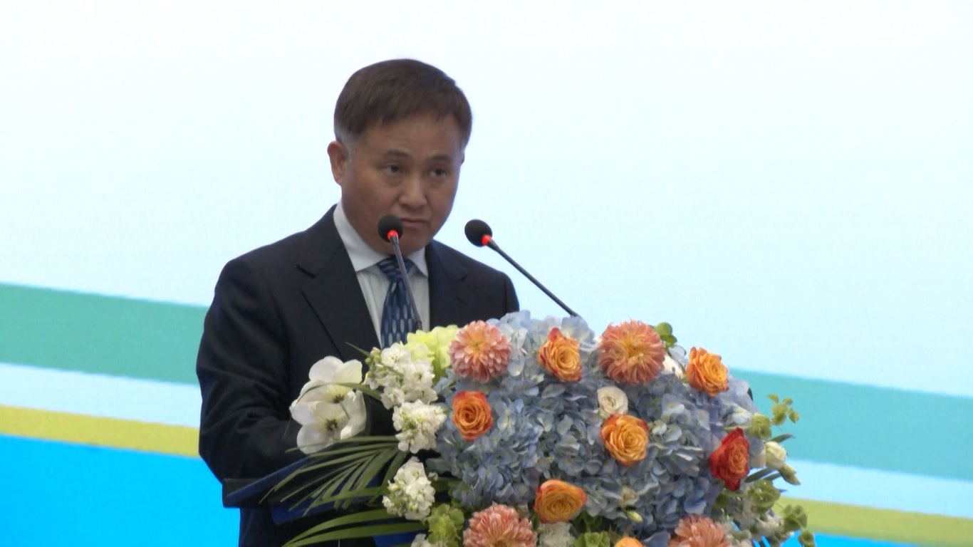 Obligasi panda adalah obligasi berdenominasi RMB yang diterbitkan oleh lembaga asing di Tiongkok