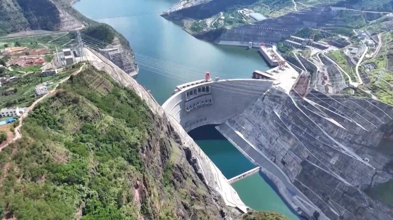 Menurut data dari China Yangtze Power Co