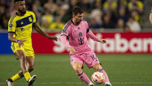 Gol Lionel Messi dan Luis Suarez membuat Inter Miami terhindar dari kekalahan secara dramatis dari Nashville SC pada leg pertama babak 16 besar Concacaf Champions Cup 2024 di Stadion Geodis Park