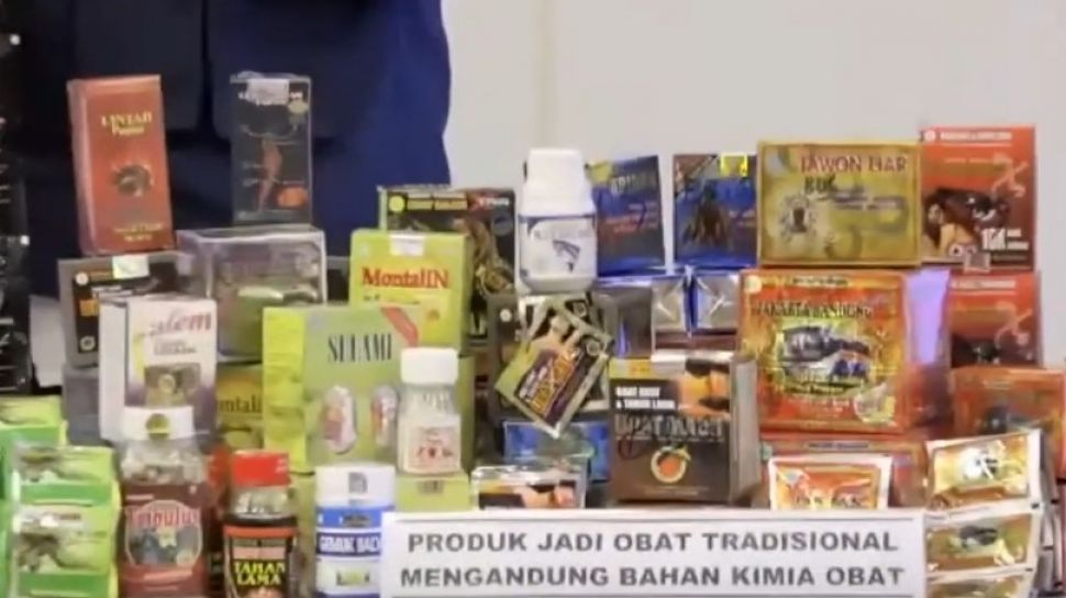 Produk obat tradisional mengandung BKO dengan berat keseluruhan 5 ton itu ditaksir bernilai lebih dari 4 miliar rupiah