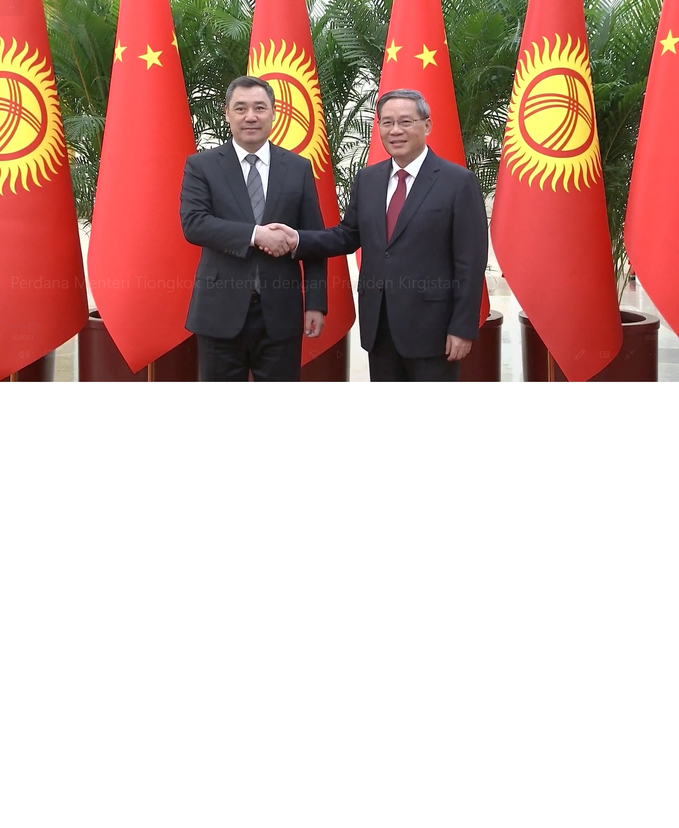 Japarov berada di Tiongkok untuk KTT Tiongkok-Asia Tengah dan kunjungan kenegaraan