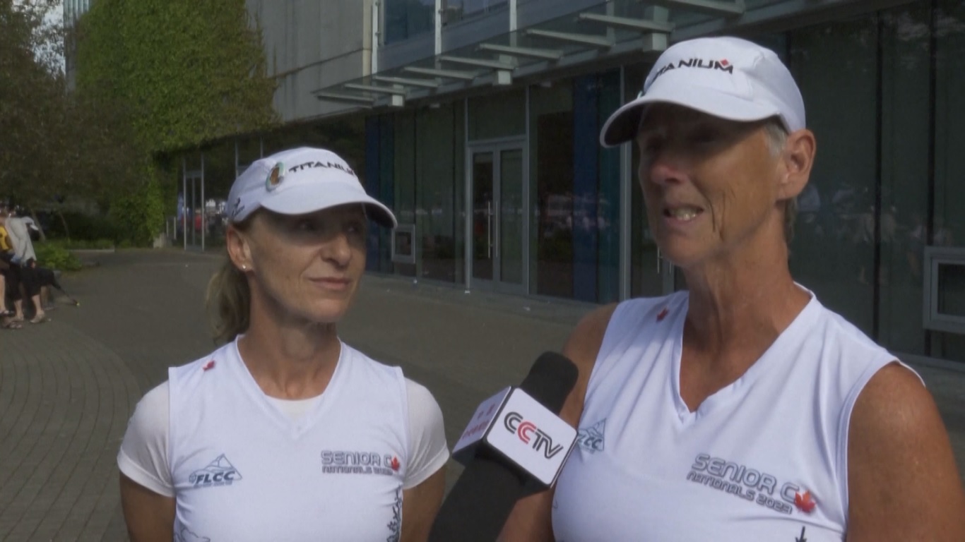 Perlombaan perahu naga diperkenalkan pada tahun 1986 ketika Vancouver mengadakan Pameran Dunia