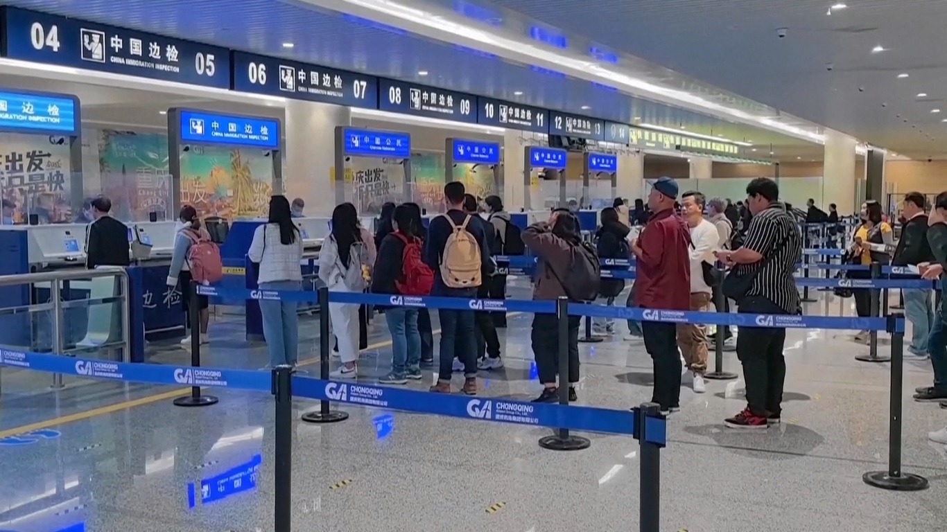 Warga asing juga mengalami lonjakan signifikan