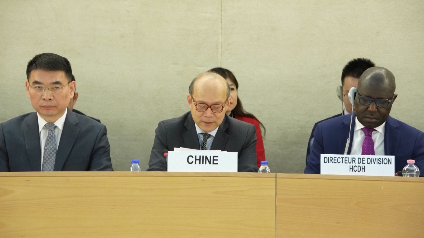 Berbicara pada acara tersebut