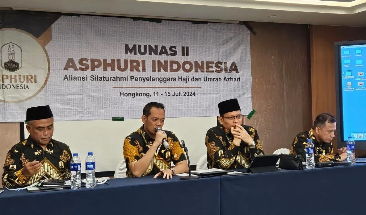 Asphuri juga melakukan kunjungan kerja ke beberapa kota di Tiongkok dalam rangka menjajaki peluang kerja sama di bidang wisata halal