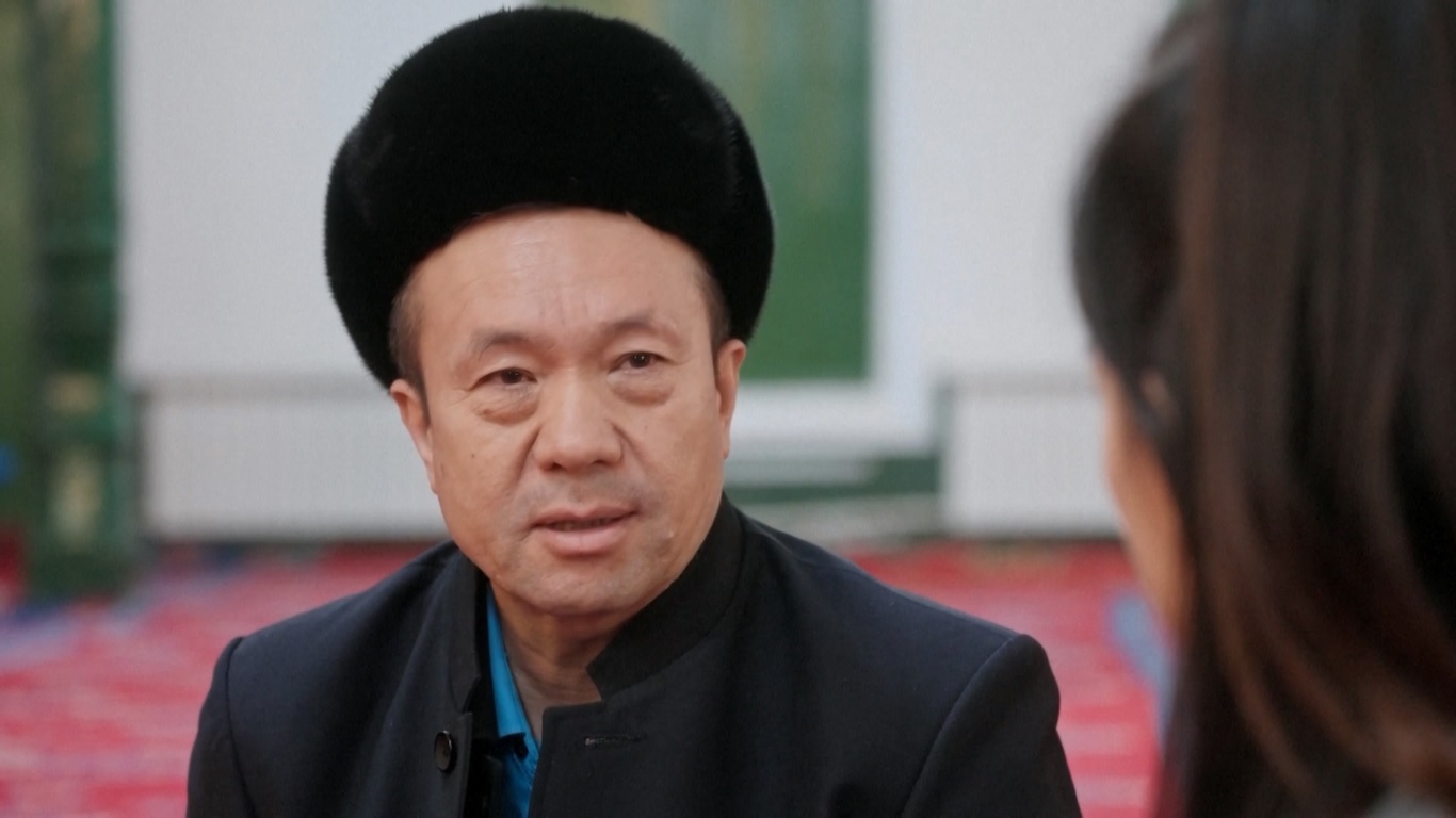 Imam di Masjid Bersejarah Xinjiang Bertekad untuk Meneruskan Warisan Keimanan Ayahnya