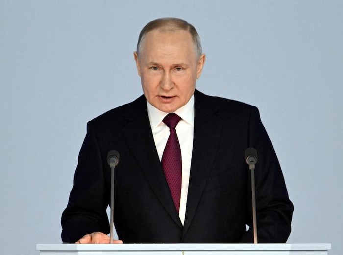 Putin melalui siaran televisi seperti dilansir Reuters