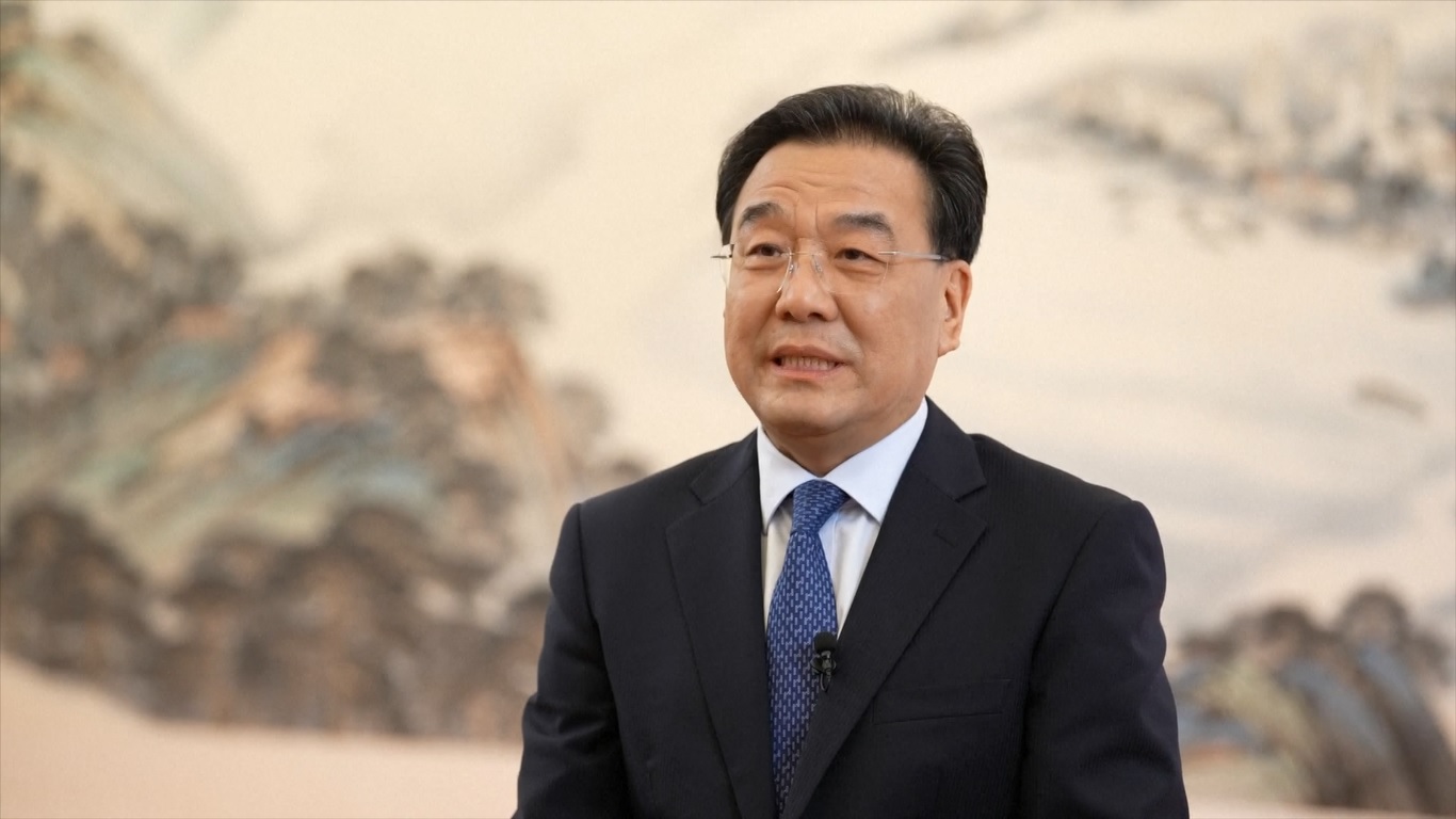 Perusahaan swasta mencakup sekitar 98 persen dari semua bisnis di Jiangsu dan berkontribusi sekitar 60 persen dari hasil ekonomi provinsi tersebut