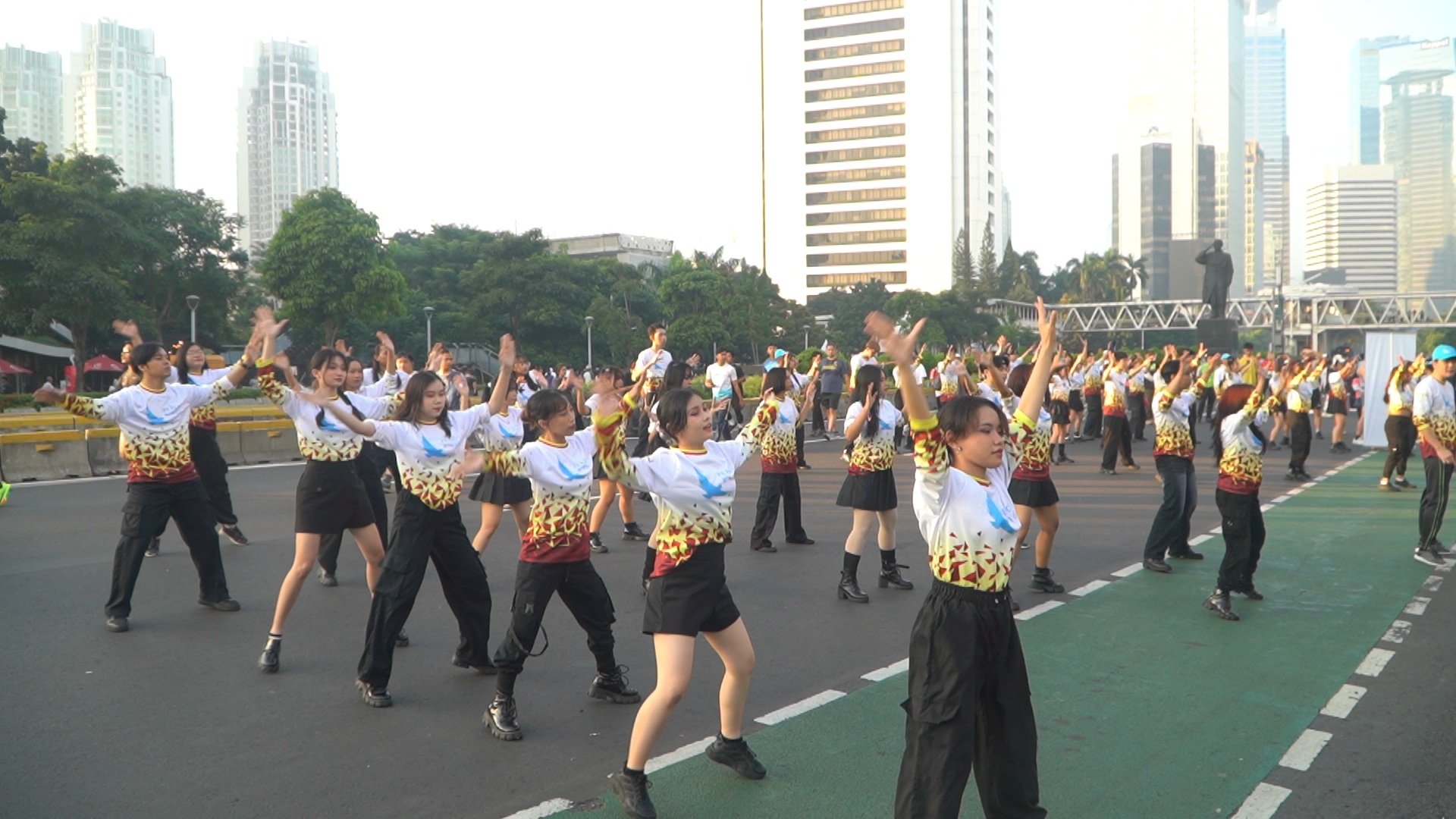 China Media Group Mengadakan Kegiatan Komunikasi Interaktif Global "Sayap Perdamaian" di Indonesia