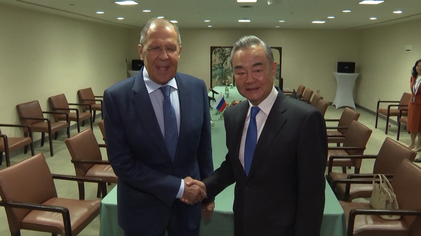 Wang menyampaikan pernyataan tersebut dalam pertemuan dengan Menteri Luar Negeri Rusia Sergei Lavrov di sela-sela Sidang Umum PBB