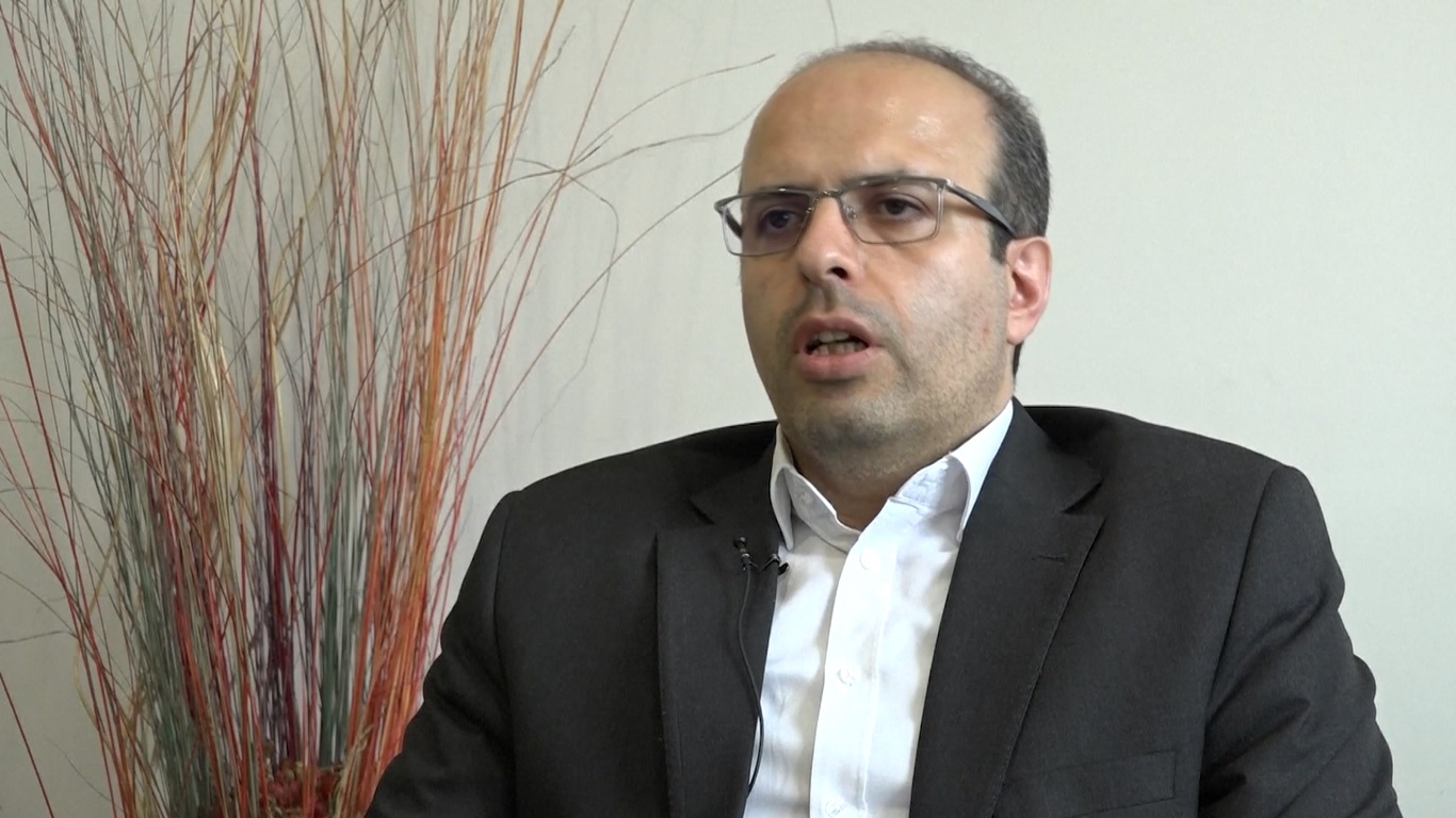 Khalkhali mengatakan bahwa peran Tiongkok dalam menyatukan kedua belah pihak menunjukkan bahwa negara tersebut adalah pemain serius di panggung global