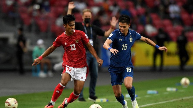 Netizen ramai meminta pemain Timnas Indonesia Pratama Arhan tetap bermain di luar negeri dan jangan pernah kembali ke Indonesia
