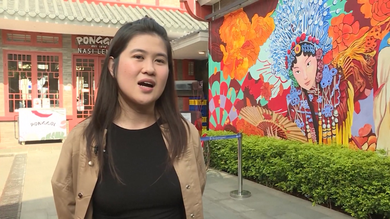 Saat pengunjung tiba di Old Shanghai