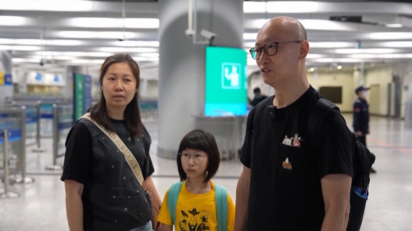 Rencana Pengoperasian Kereta Api Baru Tiongkok akan Perdalam Hubungan antara Hong Kong dan Tiongkok Daratan