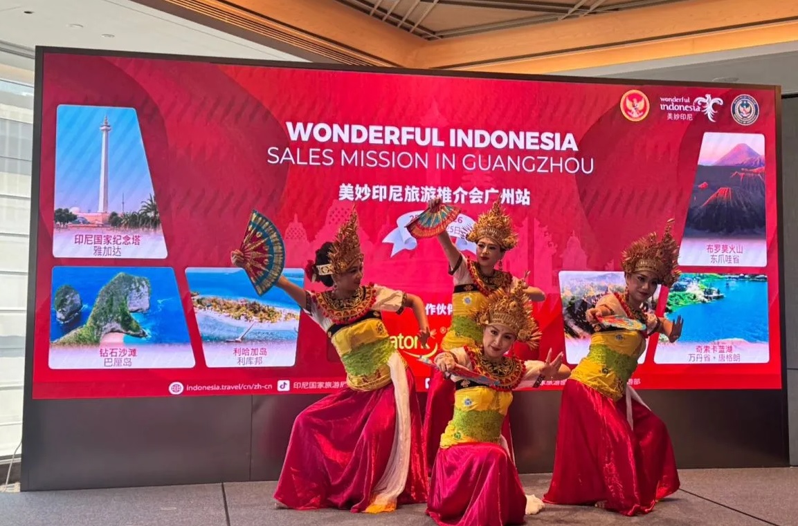 Manfaatkan Momentum Kebijakan Bebas visa Tiongkok, Kemenpar Tingkatkan Promosi Wisata Indonesia