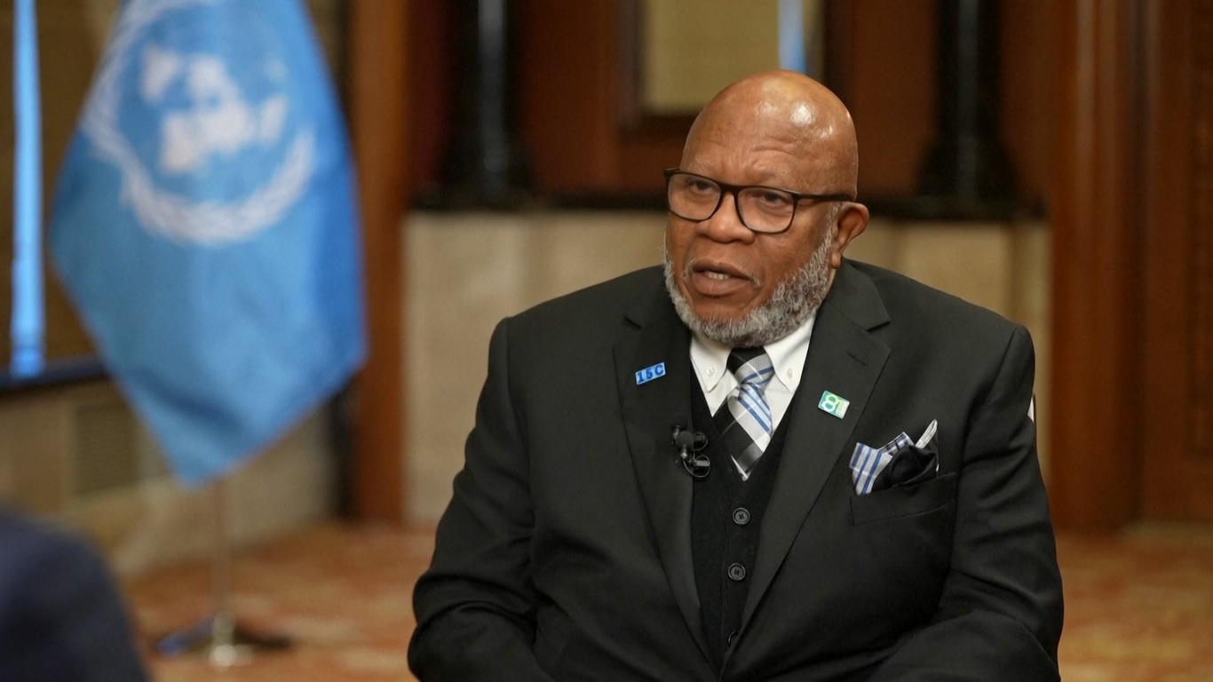 Francis menyampaikan komentar tersebut dalam sebuah wawancara eksklusif dengan China Media Group (CMG) di Beijing yang disiarkan pada hari Jum'at (16/2)