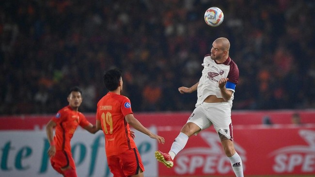 PSM Makassar yang bermain dengan 10 pemain berhasil mengalahkan Persikabo dengan skor 1-0 dalam pertandingan lanjutan Liga 1 2023/2024