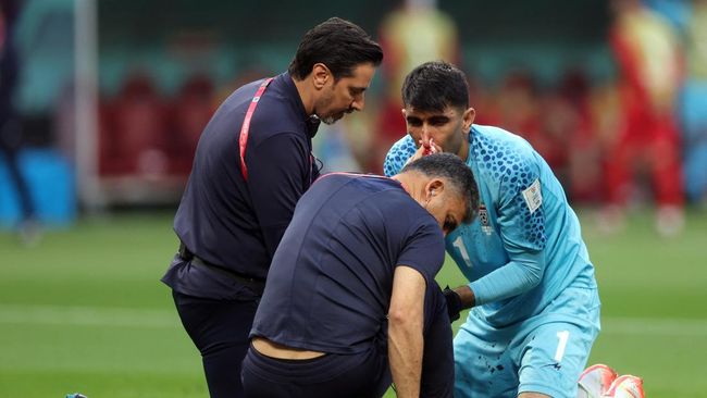 Penjaga gawang Timnas Iran