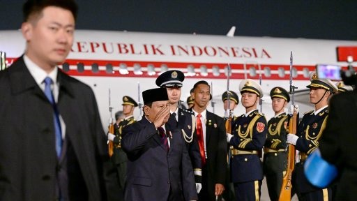 Setelah pesawat berhenti sempurna