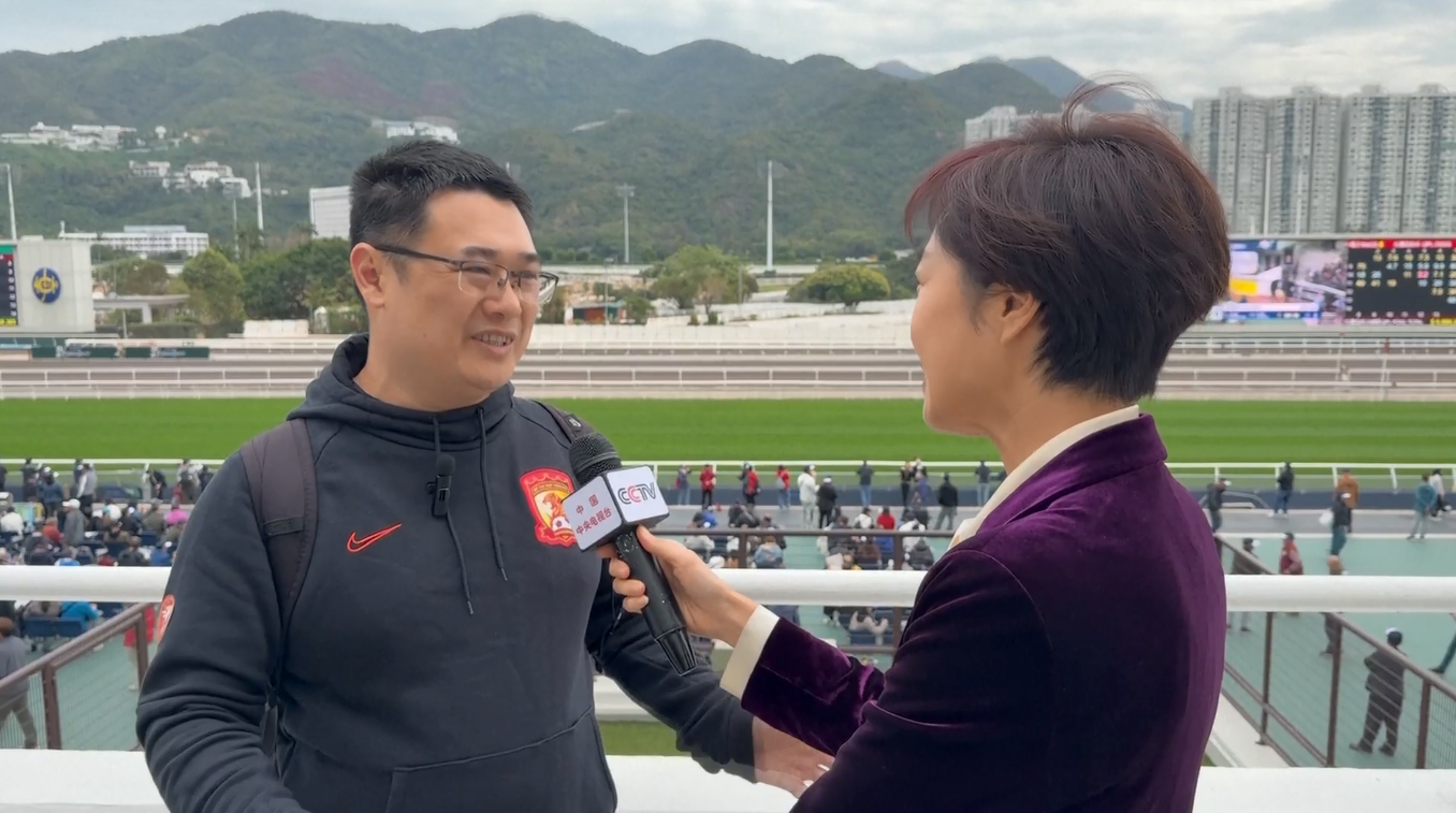 Pacuan Kuda Internasional Hong Kong Berhasil Menarik Jumlah Pengunjung yang Pecahkan Rekor ke Arena Pacuan Kuda