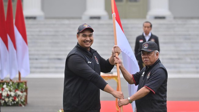 Menpora Dito Ariotedjo menyampaikan permintaan maaf kepada seluruh masyarakat Indonesia setelah kontingen Merah Putih gagal mencapai target perolehan medali dalam ajang Asian Games 2023