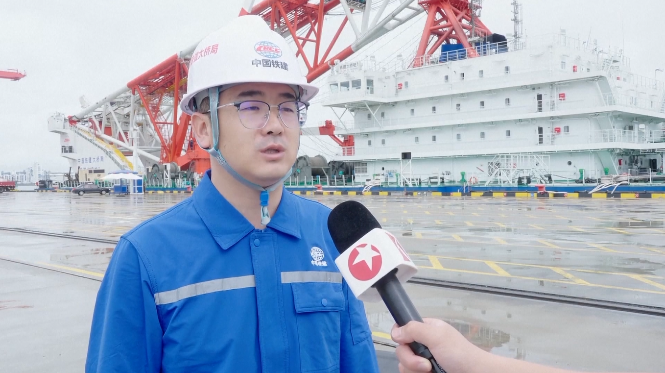 Kapal Pemancang Tiang Buatan Tiongkok Bertolak ke Brasil untuk Proyek Jembatan Penting
