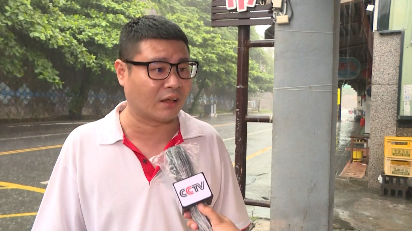 Topan Danas Sebabkan Kerusakan di Taiwan