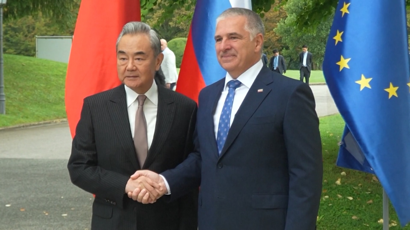 Menlu: Pertumbuhan Tiongkok Menawarkan Peluang bagi Slovenia dan Negara-negara Lainnya