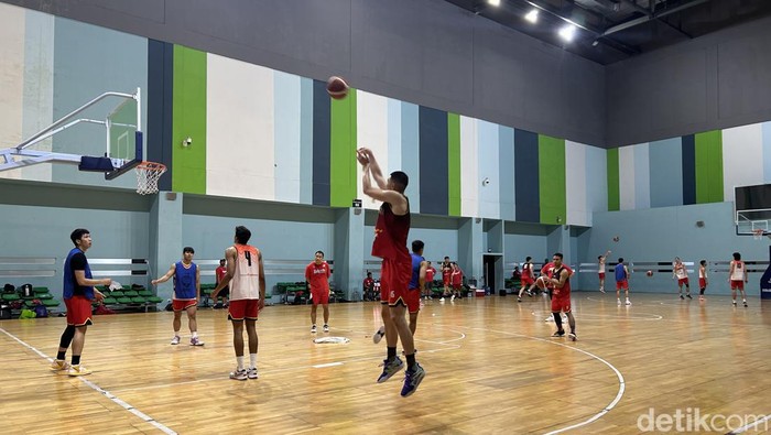 Timnas Basket Indonesia dijadwalkan menjalani sembilan pertandingan melawan tim NBL1 Australia dan 18 kali latihan mulai 4 hingga 24 April mendatang