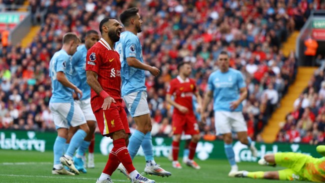 Pemuncak klasemen Liverpool akan bersua tim kuda hitam