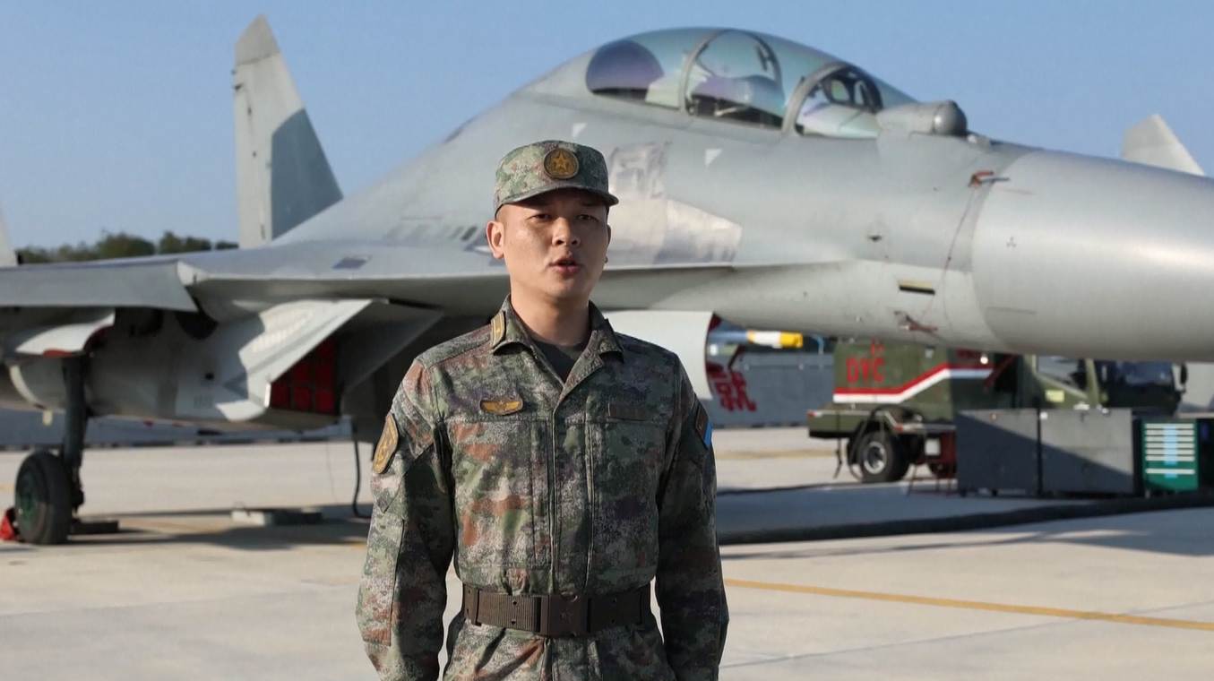 Pasukan PLA Tiongkok Demonstrasikan Kemampuan Serangan Gabungan selama Hari Kedua Latihan Tembak Langsung di Sekitar Taiwan