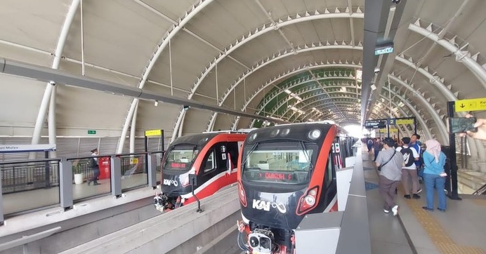 Dalam ujicoba ini LRT Jabodebek melaju dengan cukup mulus