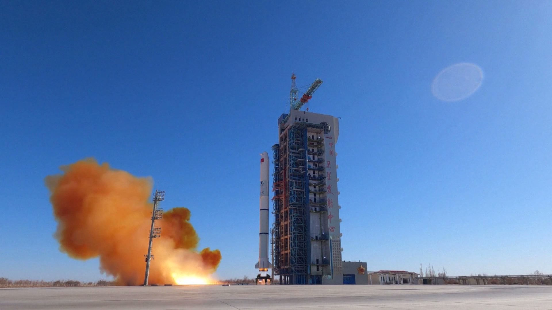 Tiongkok pada hari Kamis mengirimkan satelit pemantau warna laut generasi baru ke luar angkasa untuk membantu meningkatkan pemahaman tentang perairan laut