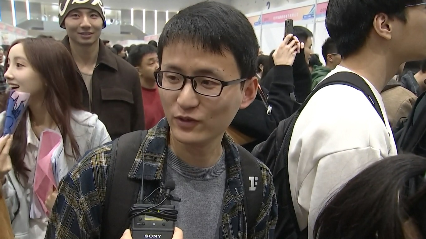 Di bursa kerja di seluruh Tiongkok