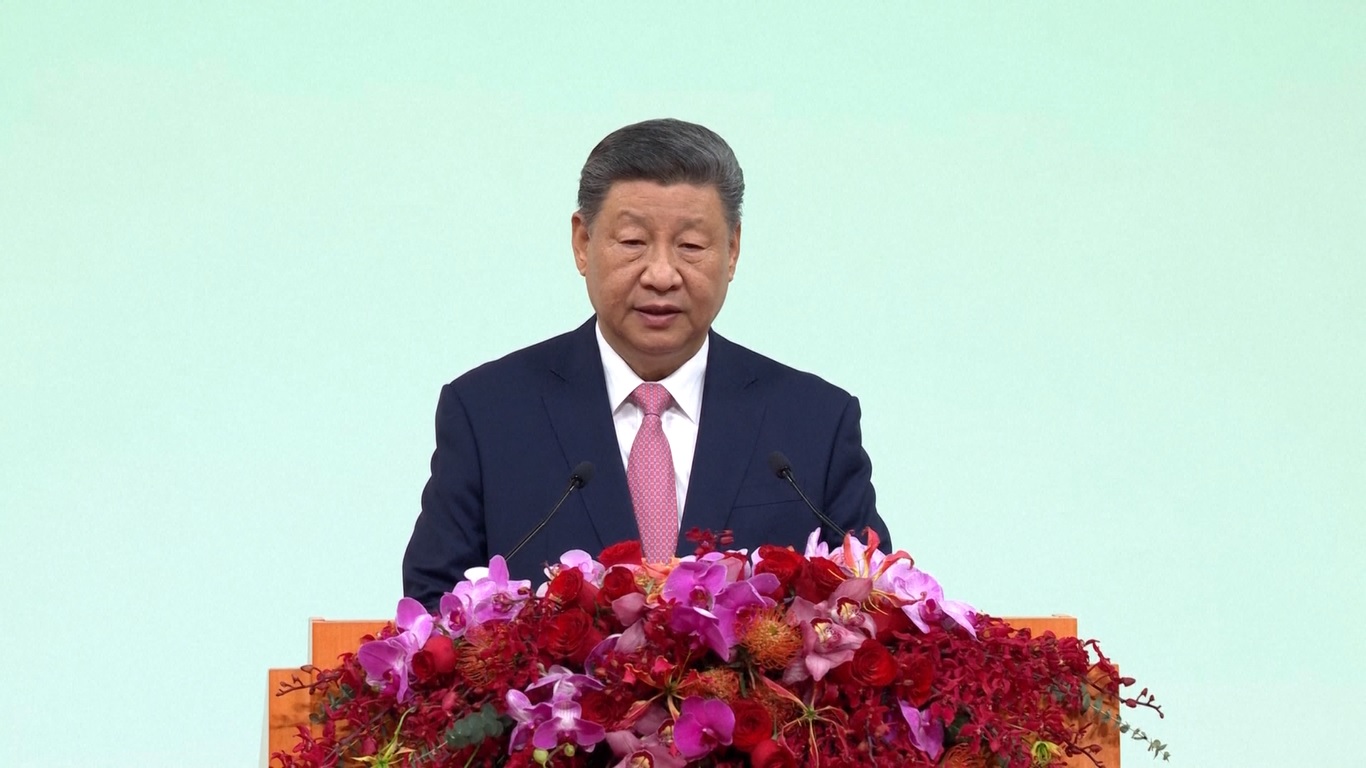 Xi juga meminta Makau untuk meningkatkan sistem peradilan dan efisiensinya