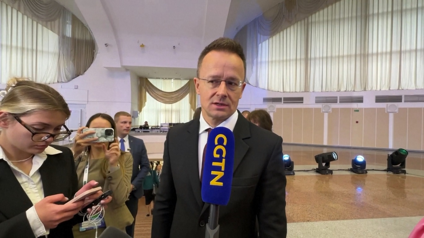 Komisi Eropa pada hari Selasa (29/100 lalu mengumumkan pemberlakuan tarif antisubsidi pada EV buatan Tiongkok