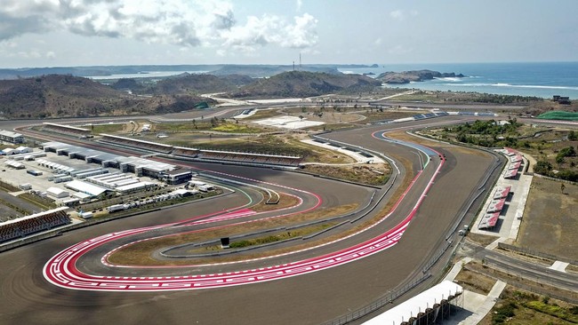 Sirkuit Mandalika resmi bisa digunakan untuk balap mobil kategori nasional setelah munculnya lisensi sirkuit dari PP Ikatan Motor Indonesia (PP IMI)