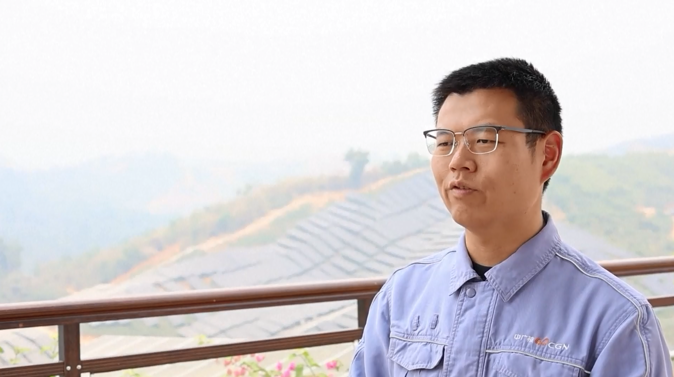 Proyek Fotovoltaik yang Dikembangkan Tiongkok Mulai Beroperasi di Laos