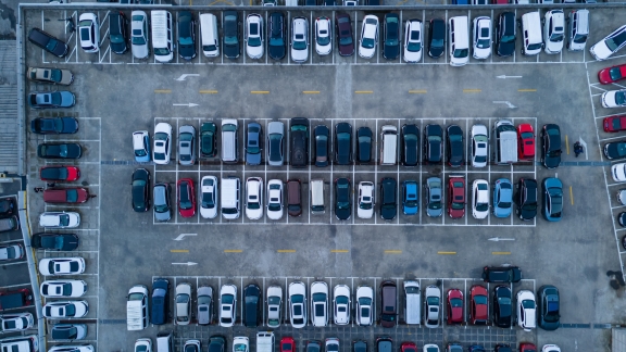 Asosiasi Dealer Mobil Tiongkok mengatakan Nilai transaksi total tahun ini mencapai sekitar 129 triliun yuan (sekitar 180 miliar dolar AS)