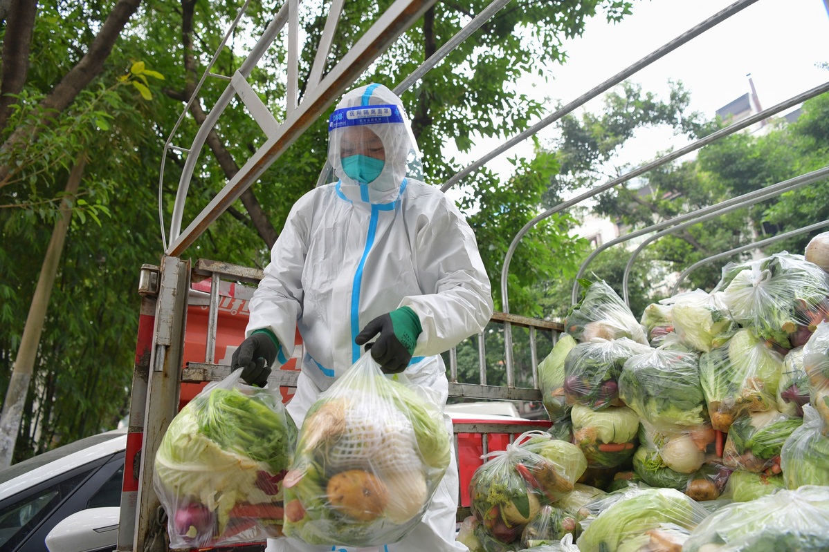 Chongqing yang memiliki 32 juta penduduk kini dilaporkan telah mencatat lebih dari 80000 infeksi COVID-19 sejak wabah lokal pada 1 November 2022 
